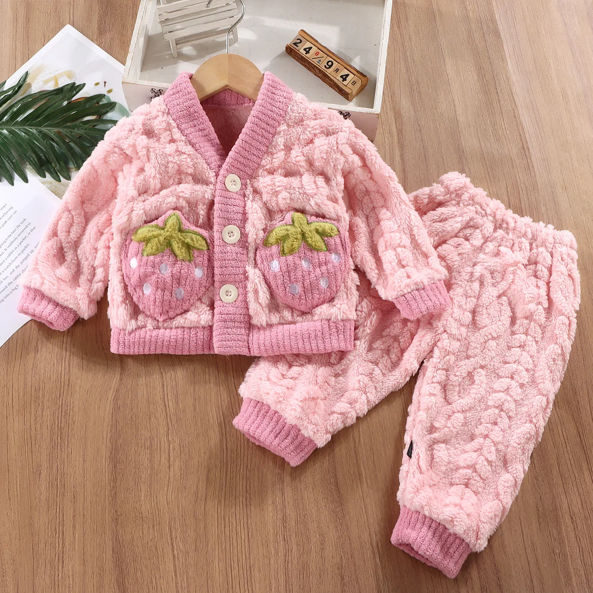 새로운 가을 겨울 어린이 두꺼운 따뜻한 잠옷 아기 귀여 - Winter Clothing For Baby Girl 리뷰 및 가격